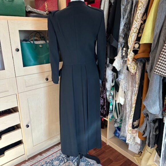 Alexander McQueen Black Jacket/Coat Retails for $3,745.00 Size 44 - Picture 4 of 9